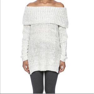 ILLA ILLA Light Gray Off the Shoulder Sweater